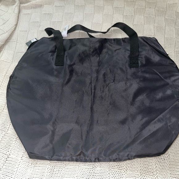 Victoria's Secret VSX Sport Duffle Bag - Picture 9 of 9